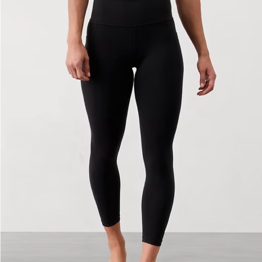 Athleta Salutation Stash 7/8 Leggings